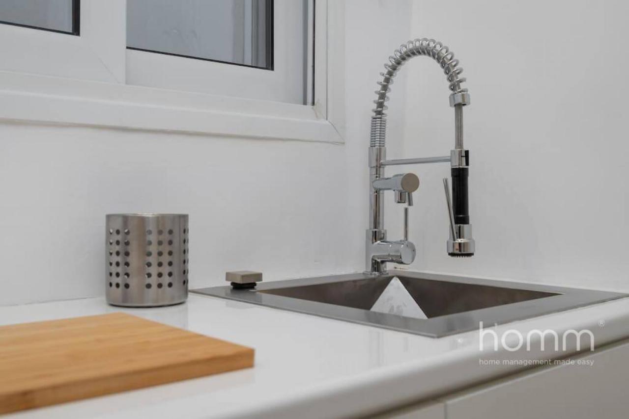 34Sqm Minimal Homm Apartment With Acropolis View Афины Экстерьер фото