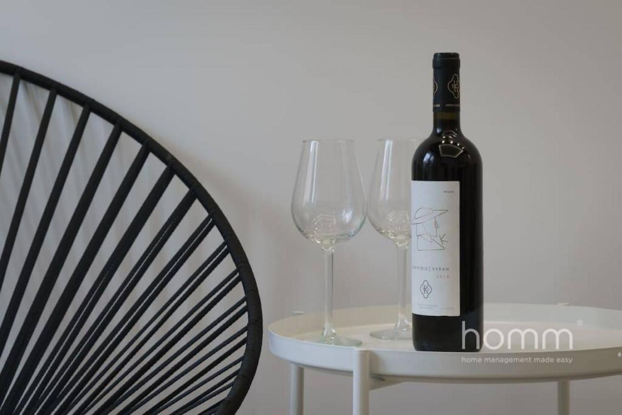 34Sqm Minimal Homm Apartment With Acropolis View Афины Экстерьер фото
