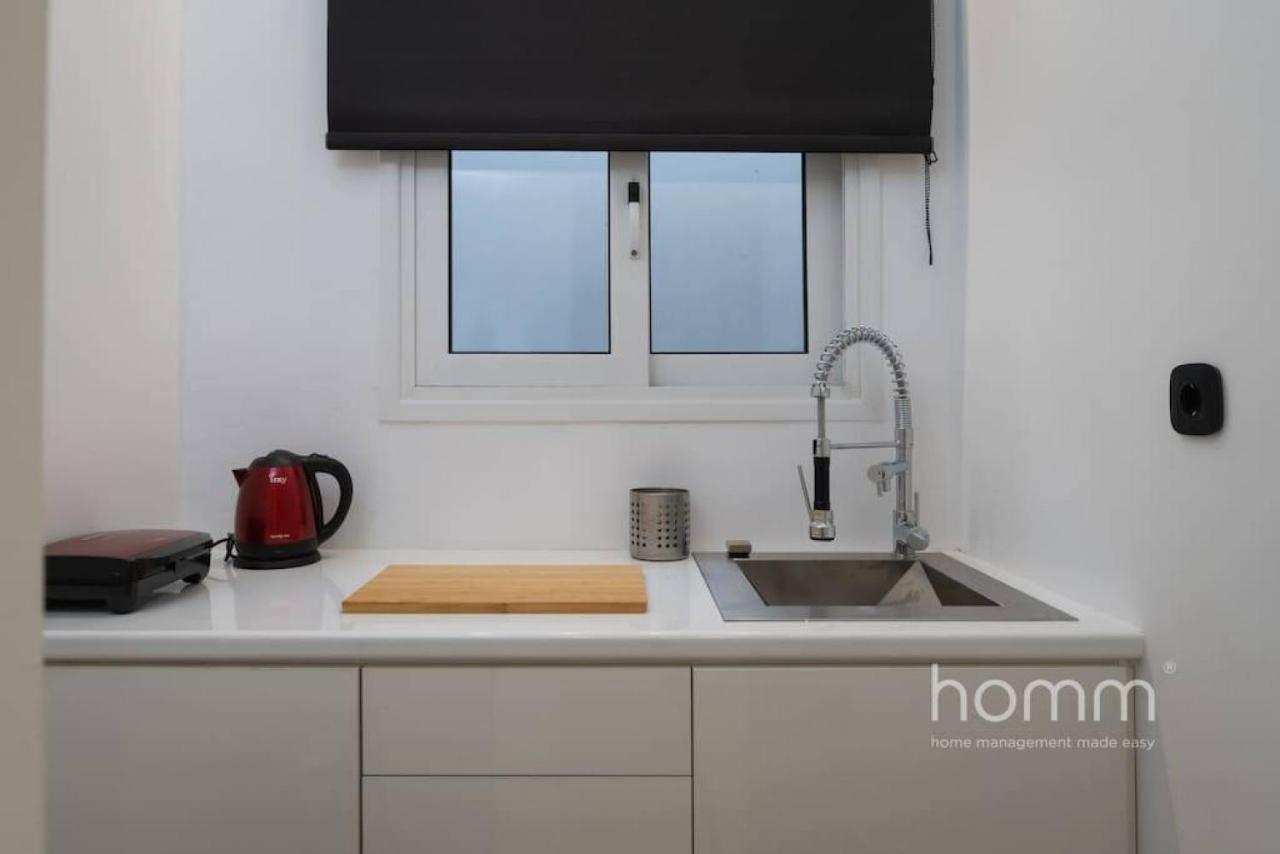 34Sqm Minimal Homm Apartment With Acropolis View Афины Экстерьер фото